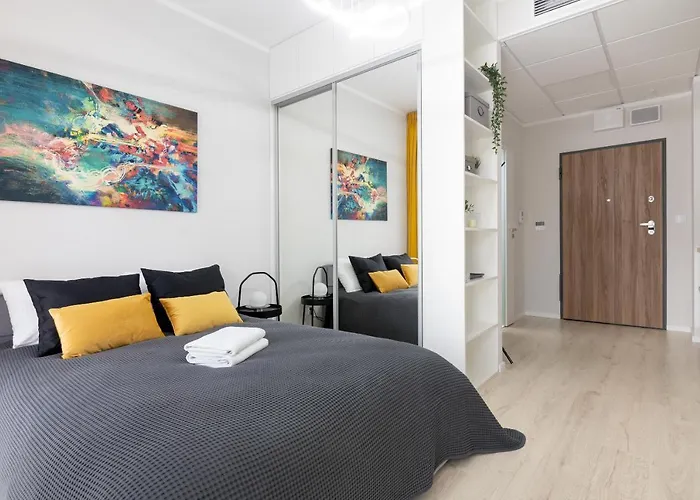 Yellow Sunset Apartment