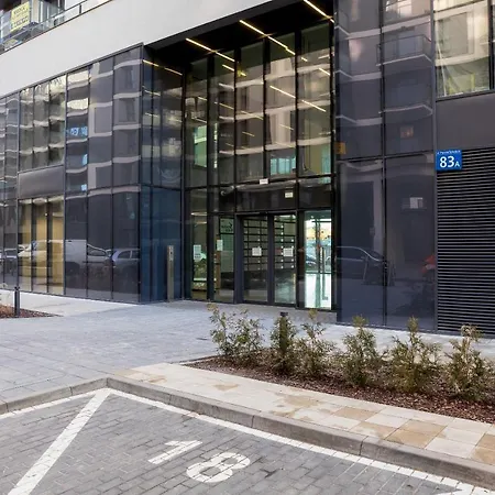 Yellow Sunset דירה ורשה