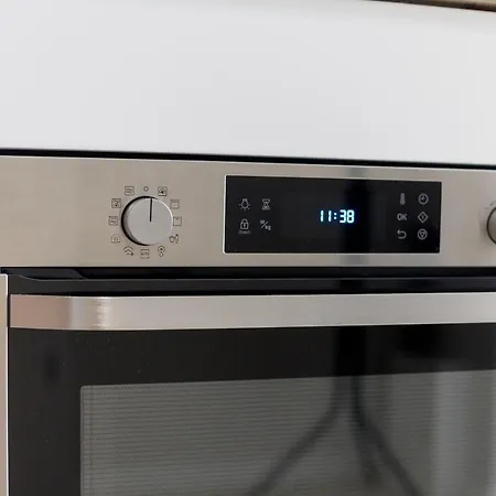 Yellow Sunset アパート *