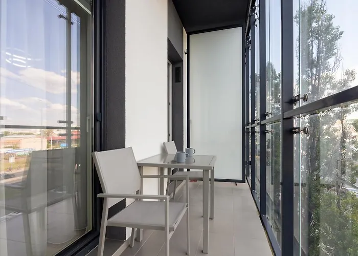 Yellow Sunset Lejlighed Warszawa